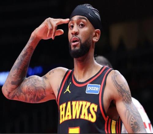 _沃克当选进步最快球员老鹰球员连续获得该奖_沃克当选进步最快球员老鹰球员连续获得该奖