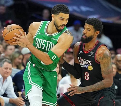 塔图姆制胜三分迎里程碑！绿凯险胜费城总分21反超双探花50+11__塔图姆制胜三分迎里程碑！绿凯险胜费城总分21反超双探花50+11