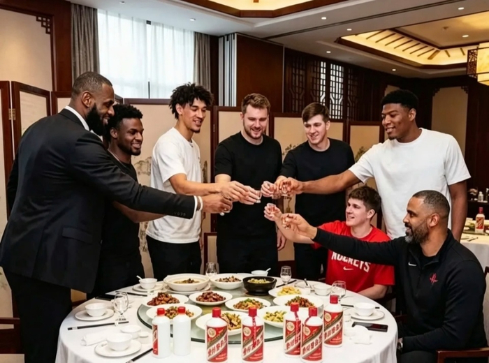 球迷恶搞湖人3-0庆功宴，乌杜卡谢泼德坐主位，全队向他们敬酒