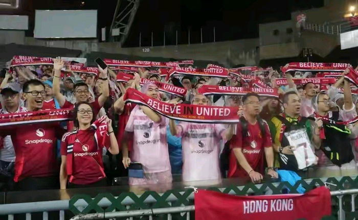 曼联豪门__美照背后的残酷真相搞笑