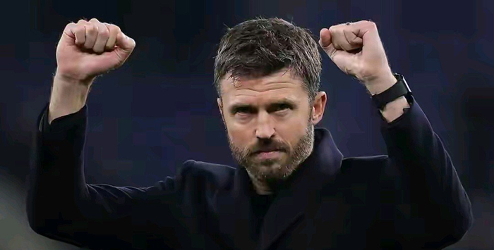 曼联豪门_美照背后的残酷真相搞笑_