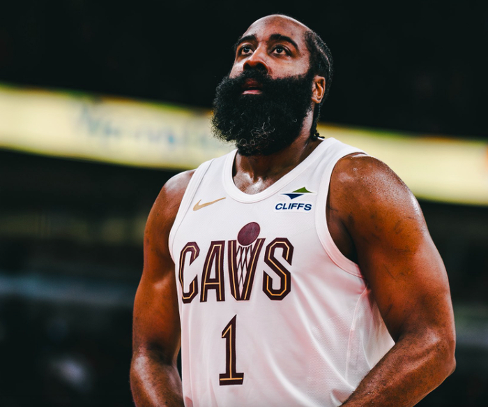 _斯马什帕克合砍94分_中国汤默默砍全队最高