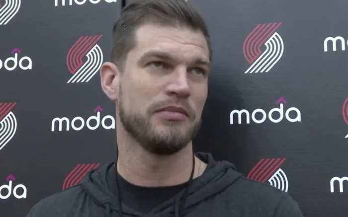 g3开拓者4人遭批！2主力内线被虐，格兰特烂合同，主帅毫无应变！_g3开拓者4人遭批！2主力内线被虐，格兰特烂合同，主帅毫无应变！_