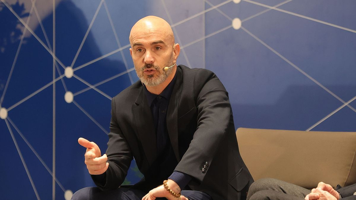 _曼城主帅瓜迪奥拉简历_曼城瓜迪奥拉