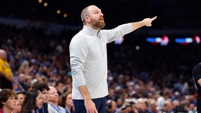 _字母哥离场_离字母哥还有点距离