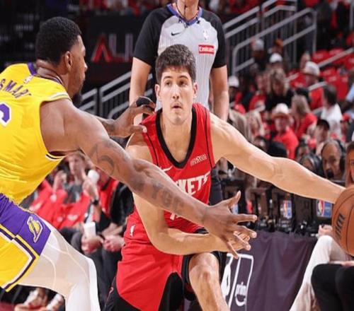 詹姆斯2021湖人_nba湖人队詹姆斯季后赛集锦_