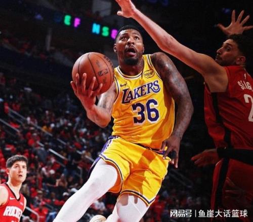 湖人火箭系列赛詹姆斯数据__詹姆斯火箭队打过球吗
