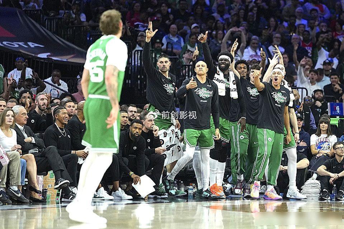 _塔图姆绝杀！绿军客场撕裂76人防线，马克西空砍31分，恩比德啥时候回来？_塔图姆绝杀！绿军客场撕裂76人防线，马克西空砍31分，恩比德啥时候回来？