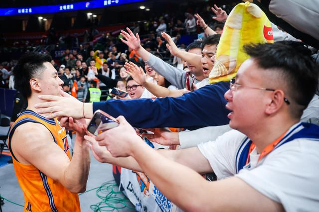 _上海男篮连胜纪录_上海男篮夺冠