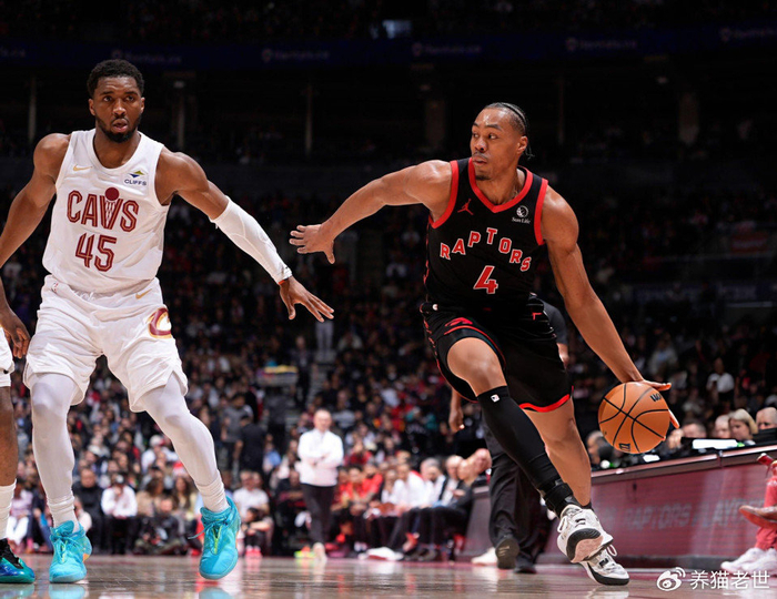 铁人哈登_哈登投进多少三分_