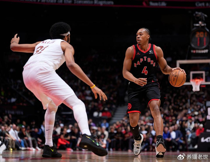 铁人哈登_哈登投进多少三分_