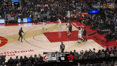 哈登投进多少三分__铁人哈登