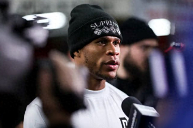 天价劝退：德文·哈尼的“完美自保”算盘