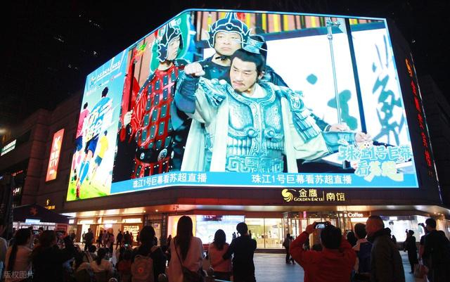 足球年薪记录__足球年薪最高的球员前十排名