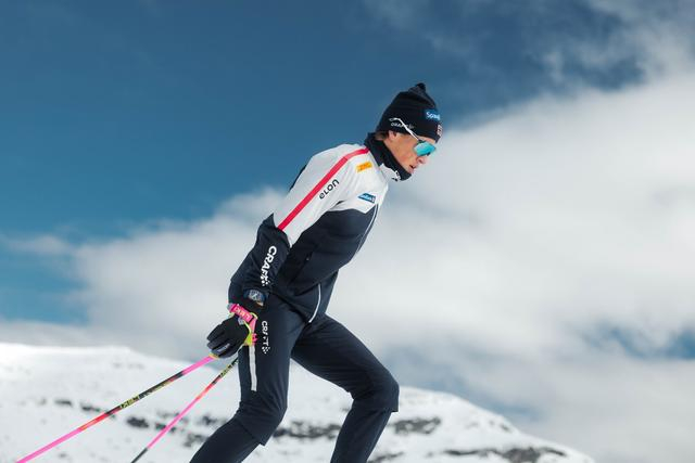 RICHARDMILLE携手约翰内斯·赫斯弗洛特·克莱博驰骋雪道__约翰赫斯特简介