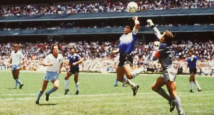 拒绝上帝之手！VAR的下一站：美加墨世界杯的中国“眼”__拒绝上帝之手！VAR的下一站：美加墨世界杯的中国“眼”