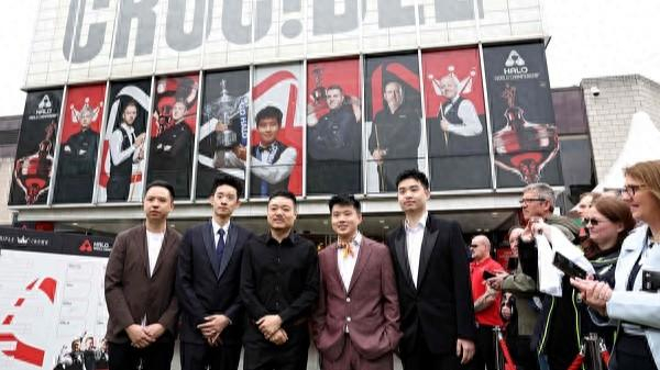 破旧的克鲁斯堡剧院屡遭知名球员批评，斯诺克世锦赛为何选择留守英国？