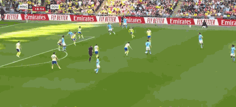 _哈兰德替补无功，多库5分钟传射救主！2-1逆转，曼城剑指三冠王_哈兰德替补无功，多库5分钟传射救主！2-1逆转，曼城剑指三冠王