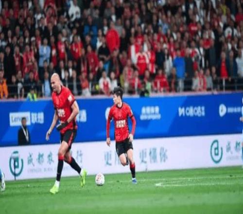 40！蓉城太强了！狂轰23球+5分领跑，浙江为红牌买单：5战丢14分_40！蓉城太强了！狂轰23球+5分领跑，浙江为红牌买单：5战丢14分_