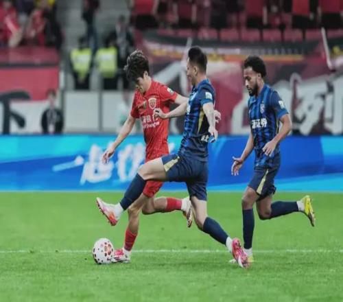 中超上海海港vs武汉比分预测__中超武汉上海海港