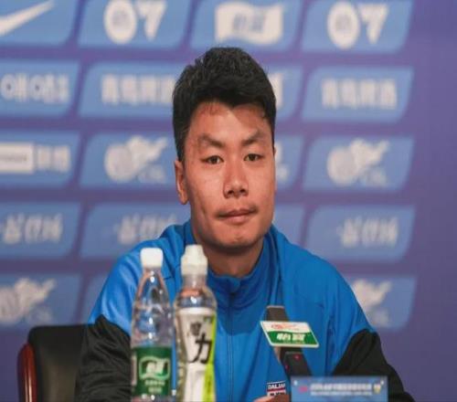 中超升班马连宣7人_马莱vs中东联盟_