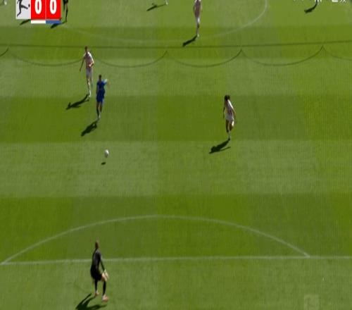 0102赛季欧冠勒沃库森_勒沃库森欧冠成绩_