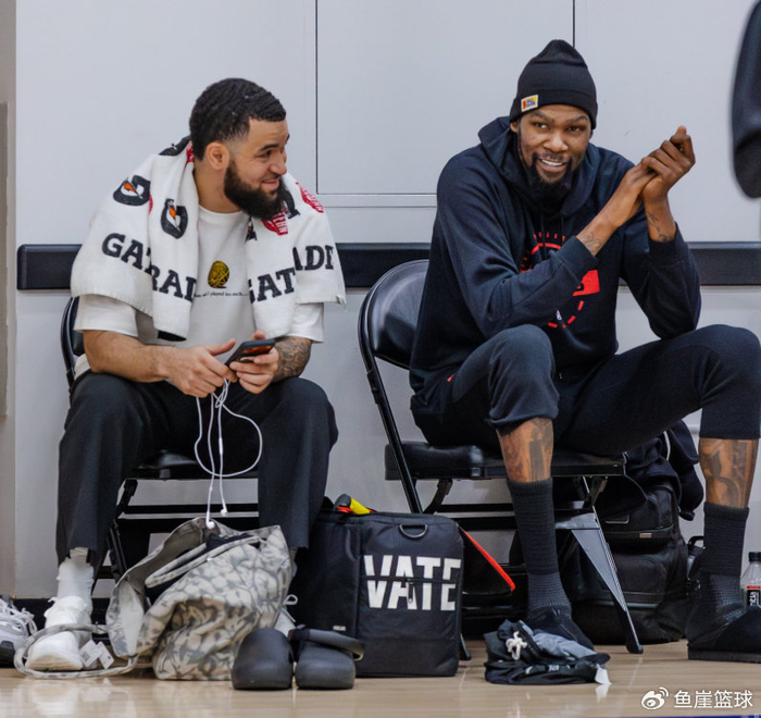 _nba火箭勇士裁判_火箭对勇士杜兰特救球