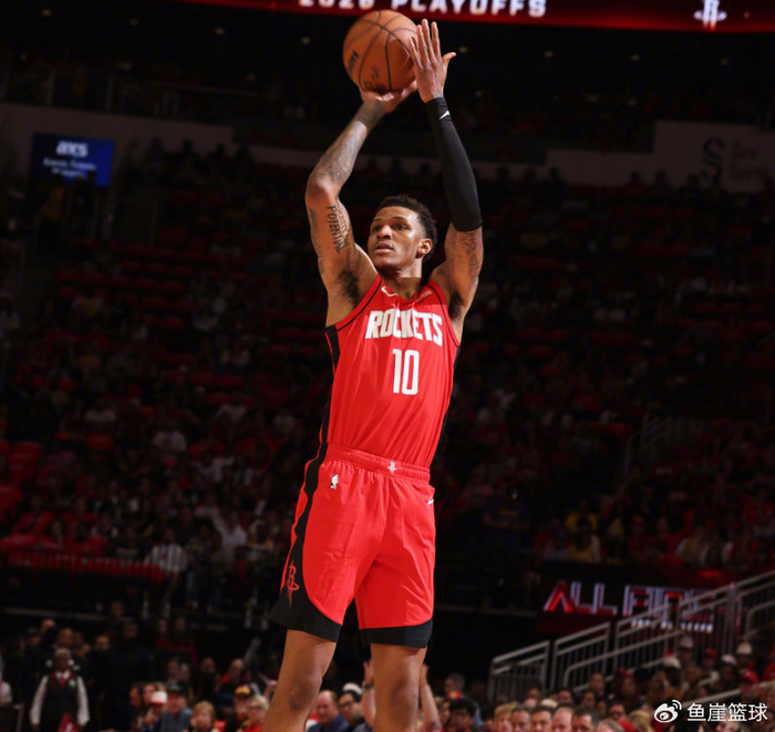 火箭对勇士杜兰特救球_nba火箭勇士裁判_
