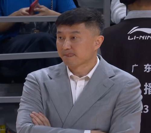 广东换教练了吗__广东教练团队