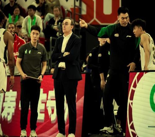 _季后赛辽鲁再对决！乌戈低调，邱彪自信，赵继伟PK高诗岩看点十足_季后赛辽鲁再对决！乌戈低调，邱彪自信，赵继伟PK高诗岩看点十足