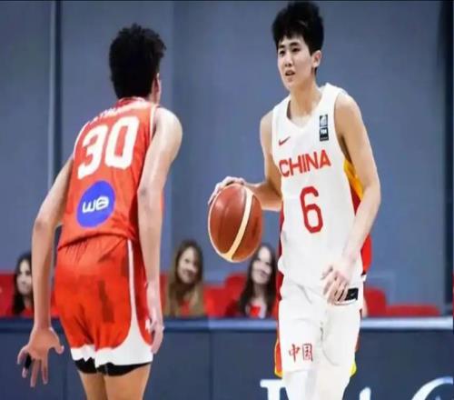 _场均9+3，从庞峥麟手里抢走月最佳星锐球员！球迷：吴前该让位了_场均9+3，从庞峥麟手里抢走月最佳星锐球员！球迷：吴前该让位了