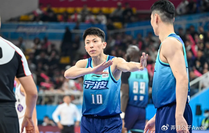 收官战拯救广东球队！37岁老将狂砍18分7助，亲手送前东家出局__收官战拯救广东球队！37岁老将狂砍18分7助，亲手送前东家出局