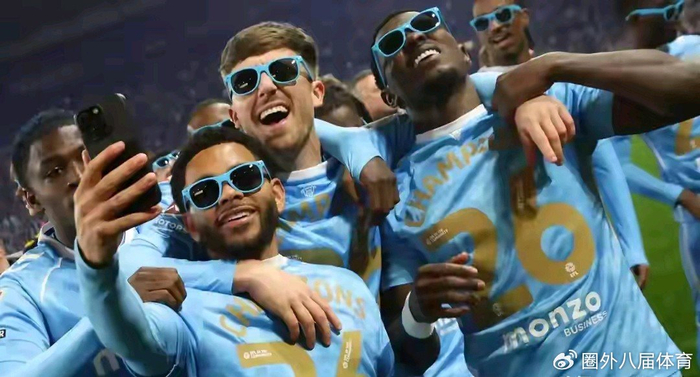 _二级联赛杀疯了！沙尔克一只脚已回德甲，意乙14队乱斗_二级联赛杀疯了！沙尔克一只脚已回德甲，意乙14队乱斗