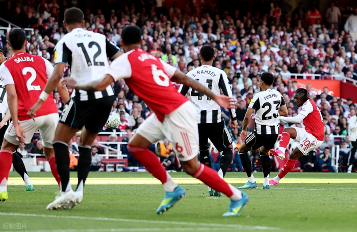 阿森纳全胜夺冠__阿森纳重返欧冠