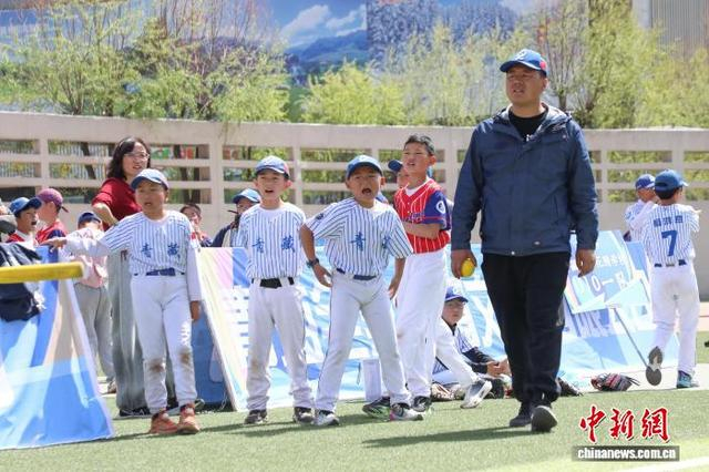 _青海“棒”少年角逐赛场展风采_青海“棒”少年角逐赛场展风采