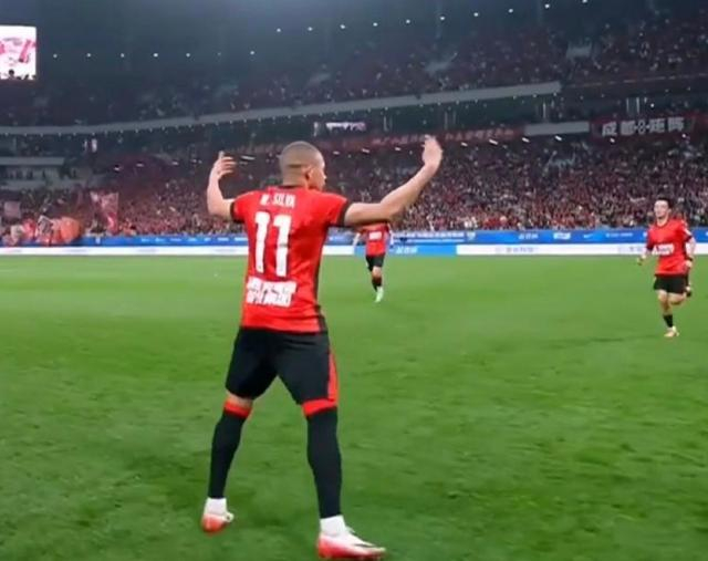 姆巴佩难成大器__姆巴佩家