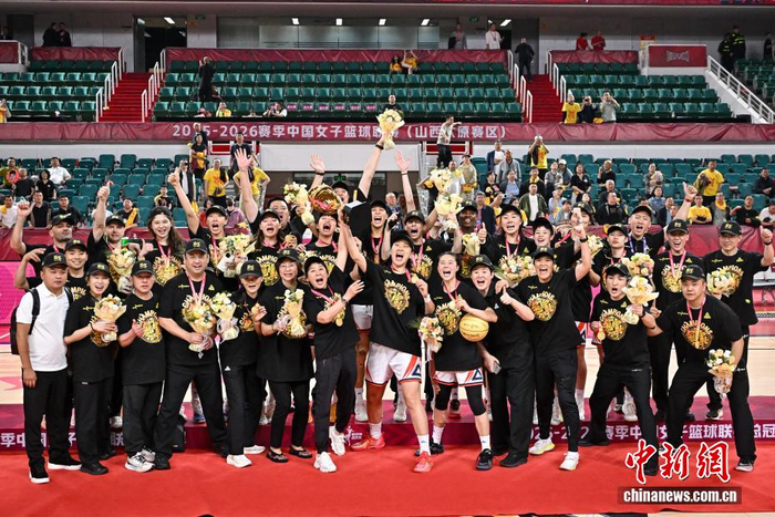 荷兰足球队夺得那一个杯冠军_山西竹叶青队_