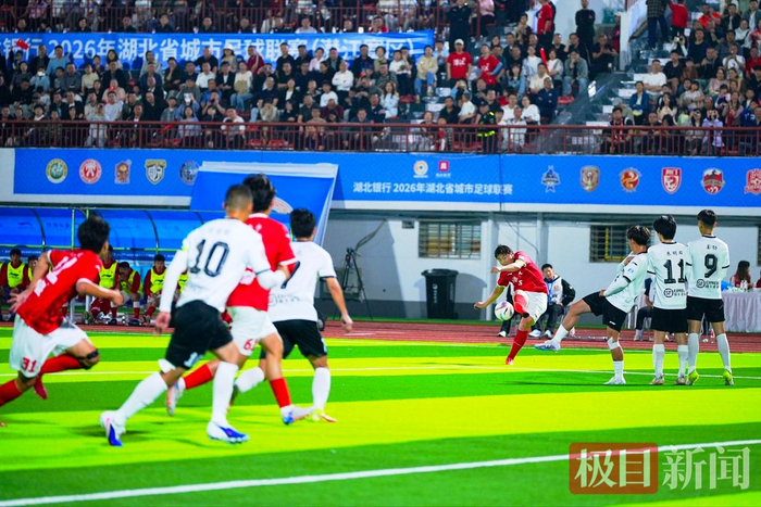 潜江龙虾生态城_潜江龙虾城_