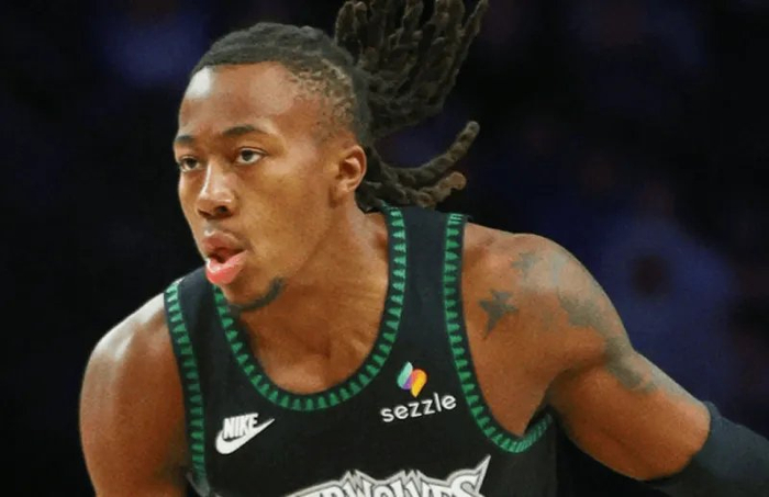 多森姆两场68分，把火箭球迷打怒了！用伊森就能换来，斯通给拒了