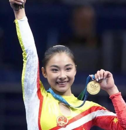 奥运会冠军嫁入豪门_yy一人哥真实身份照片_