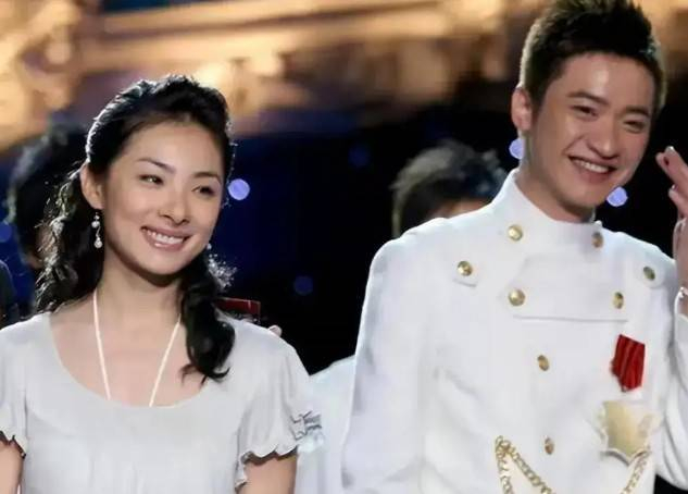 yy一人哥真实身份照片_奥运会冠军嫁入豪门_