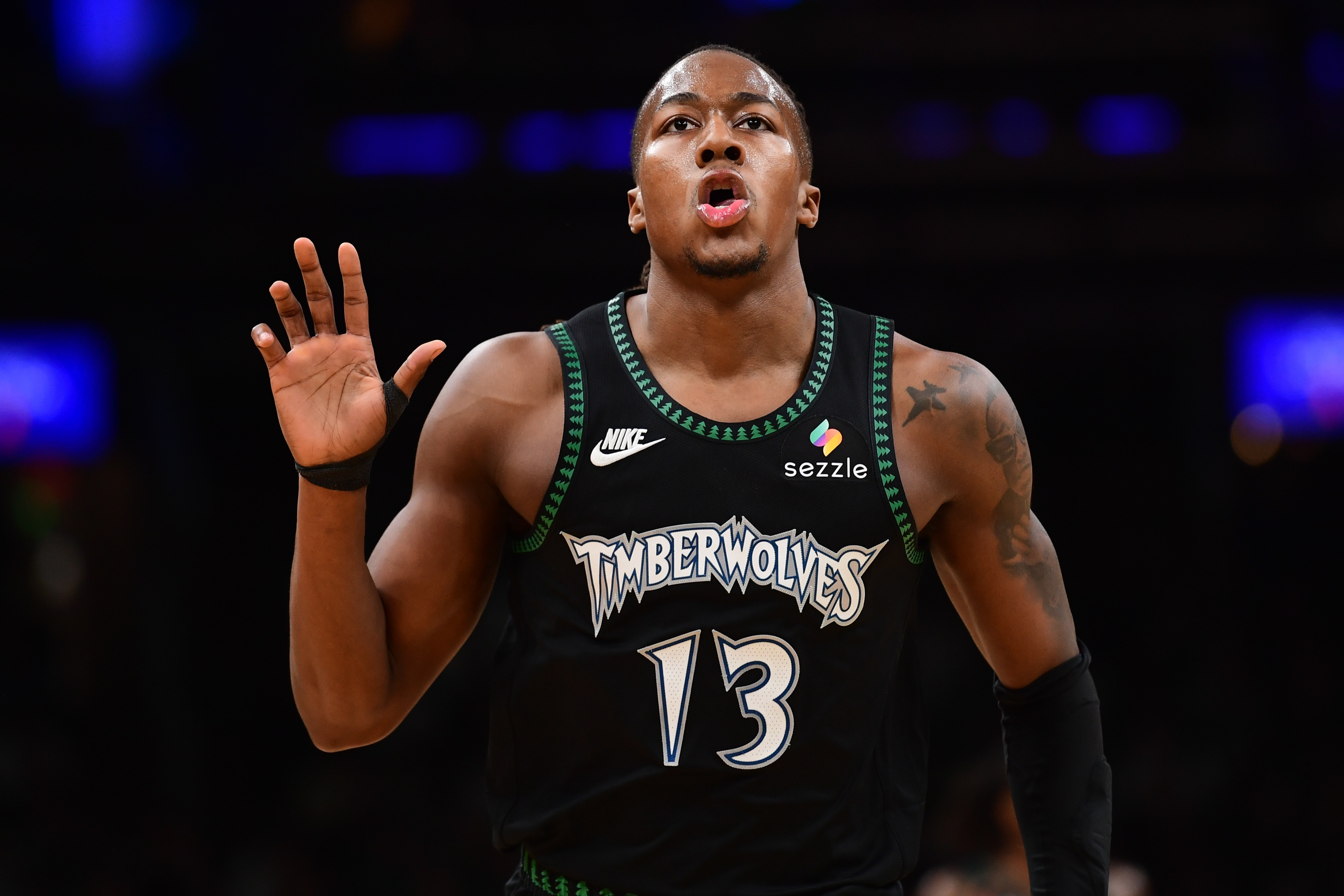 疯马秀纪录_疯狂火箭炮_